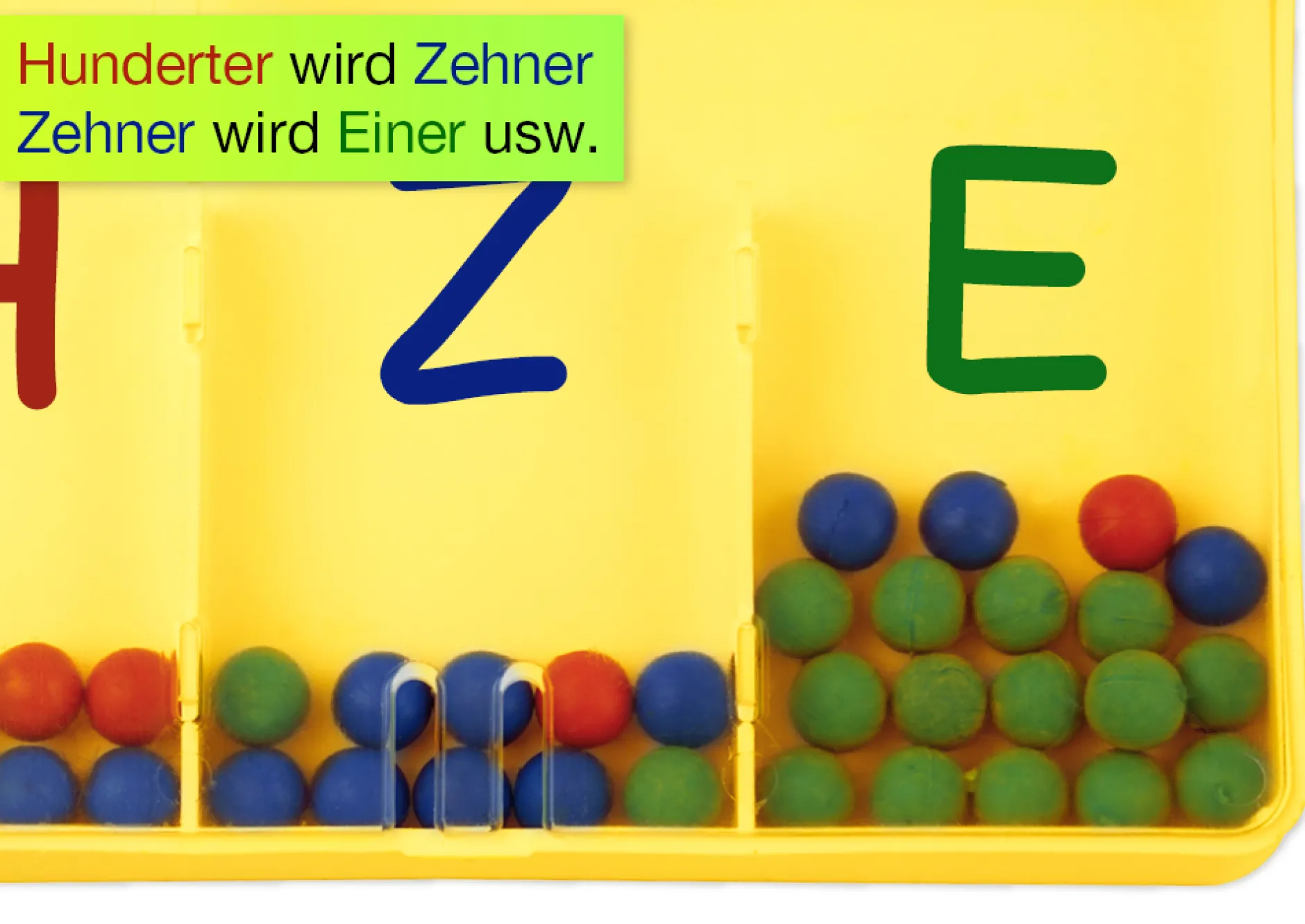 Schüttelbox 3-tlg., mit 20 Perlen