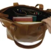Schultertasche "Compatto"